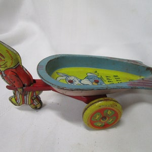 Retro 1950&#39;s Wyandotte Toys Tin Litho Happy Easter Bunny Pull Cart Toy
