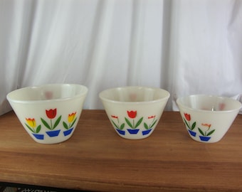 Fire King Tulip Nesting Mixing Bowl Set, Vintage Anchor Hocking