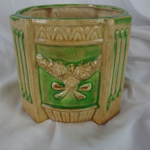 Vintage Japan Majolica Style Floral Ribbon Ceramic Small Indoor Planter