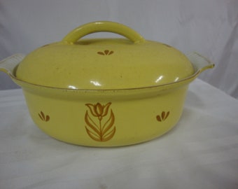 Vintage DRU Holland Cast Iron & Enamel Tulip Covered Baking Dish