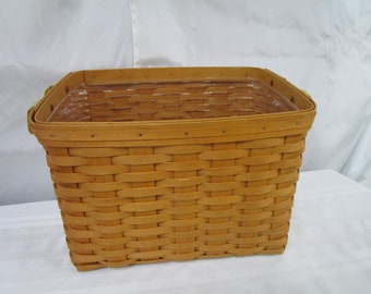 2000 Longaberger Woven Magazine Newspaper Basket with Leather Handles and Plastic Insert