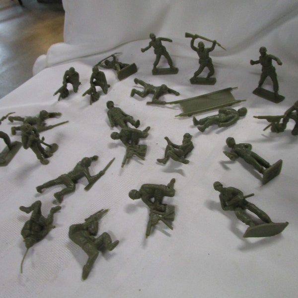 Plastic Green Army Men Etsy