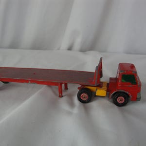 Vintage Lesney Matchbox King Size Ford Tractor Tasker Transporter
