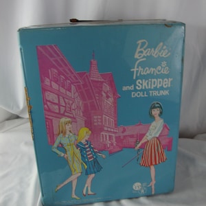 1965 Mattel Barbie Francie and Skipper Plastic Doll Trunk