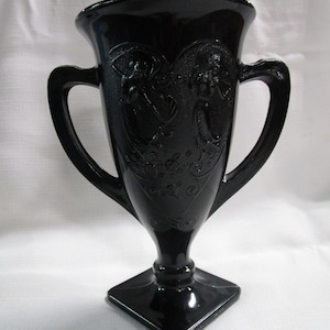 Vintage LE Smith Black Amethyst Double Handle Heart Dancing Nymph Urn Vase