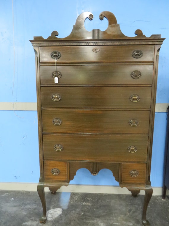 Vintage Queen Anne Highboy 5 Drawer Dresser Etsy