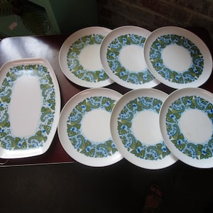 Retro Melmac Blue/Avocado Green Floral (6) Dinner Plates and (1) Rectangle Serving Platter