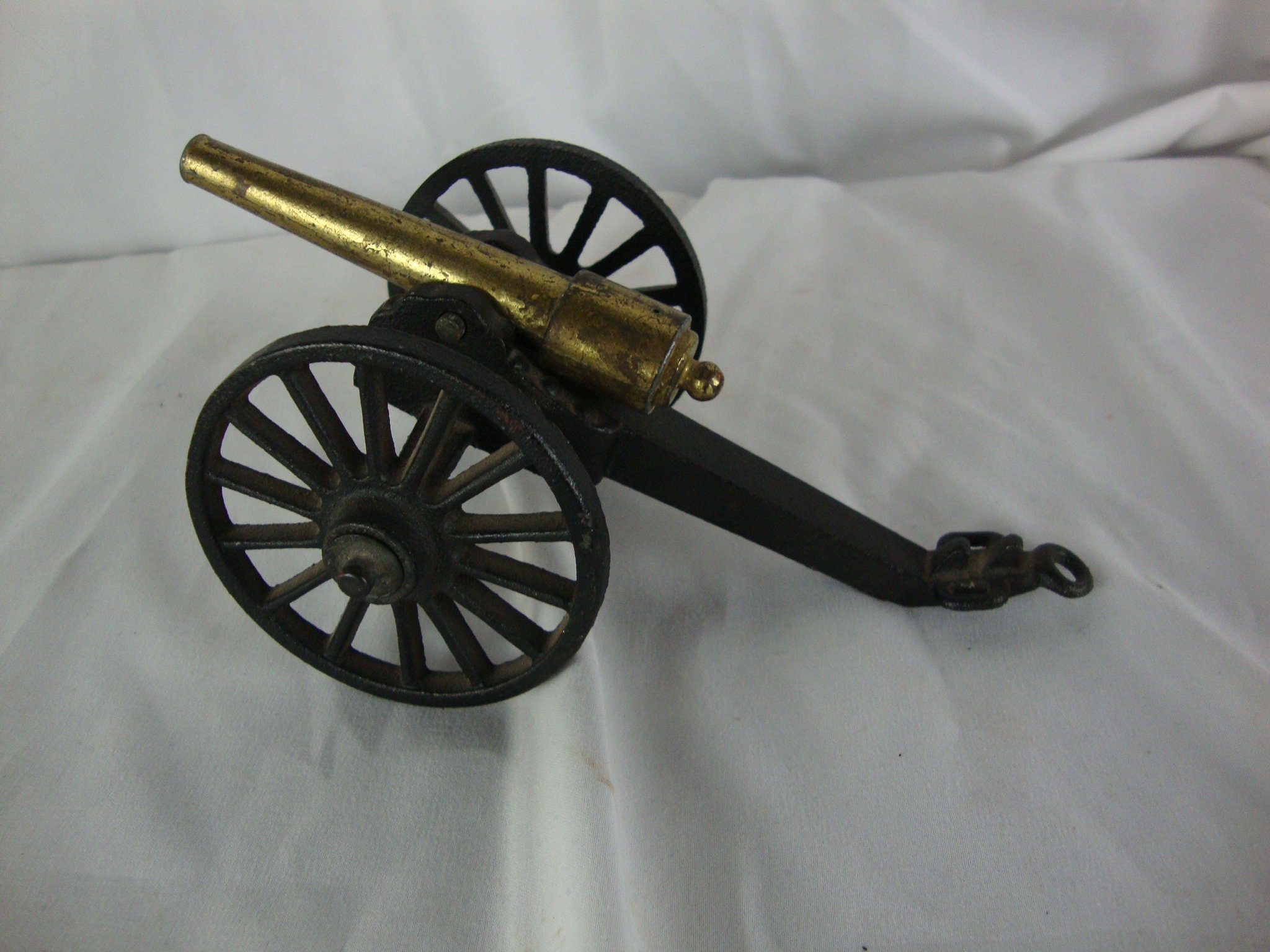 Vintage Penn Craft USA Cast Iron & Brass Wheeled Military Cannon