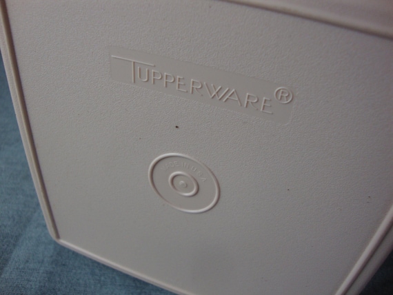 Vintage Tupperware Mauve Double Stackable Plastic… - image 4