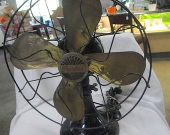 Vintage Peerless Electric Co. Brass Blade Electric Table Fan with Brass Blades Decor Fan
