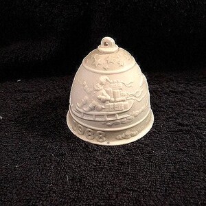 Vintage Lladro 1998 Christmas Bell Ornament Holiday Collection Santa and his reindeer