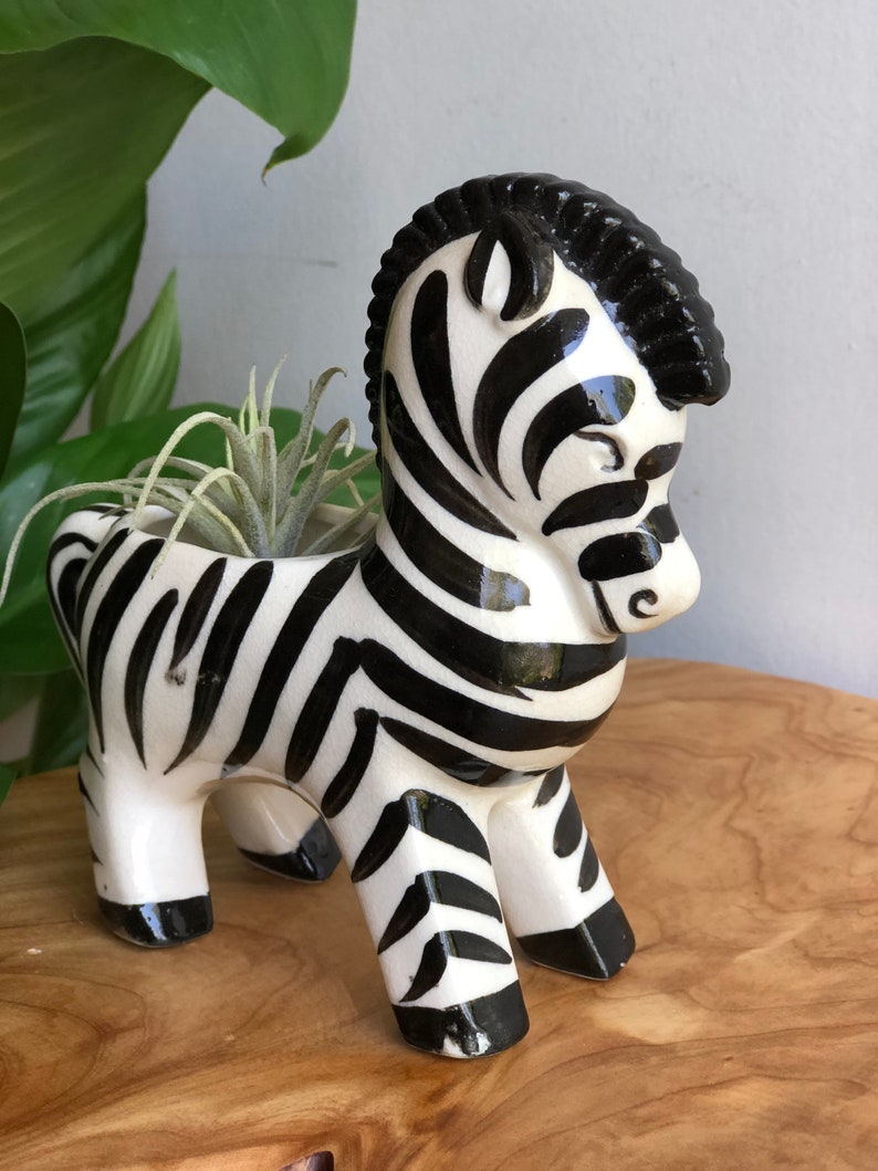 zebra statue decor