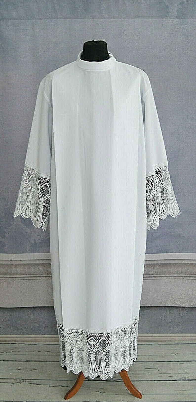 Traditional Priest Alb with pleats, White Alb, Albs for Priest, Catholic Alb, Liturgical Albs, Liturgical Vestments Albs, Exclusive Albs. image 2