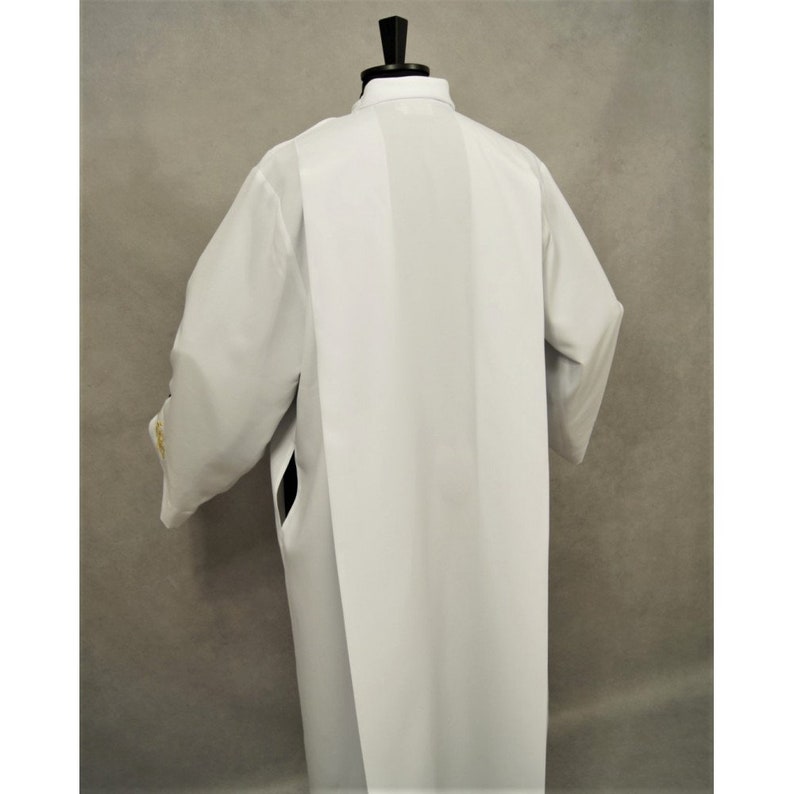 Alba Sacerdotal con pliegues, Alba Blanca, Alba para Sacerdote, Alba Católica, Alba Litúrgica, Alba de Vestiduras Litúrgicas, Regalo de Pastor, imagen 8