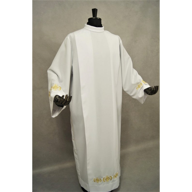 Alba Sacerdotal con pliegues, Alba Blanca, Alba para Sacerdote, Alba Católica, Alba Litúrgica, Alba de Vestiduras Litúrgicas, Regalo de Pastor, imagen 2