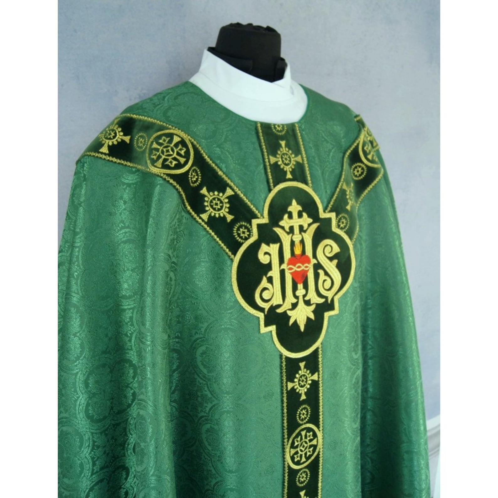 High Mass Set Vestments for Priest Catholic Vestments Etsy