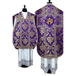 Roman style fiddleback Chasuble with a Maniple, Burse and chalice veil, Vestments for Priest, Catholic Vestments, Liturgical Chasuble.