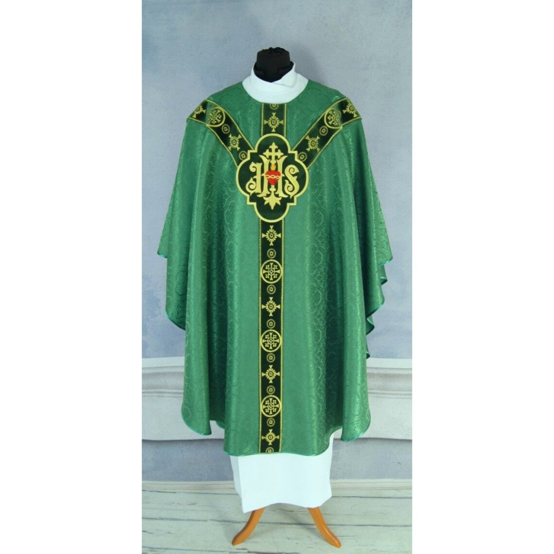 High Mass Set Vestments for Priest Catholic Vestments Etsy
