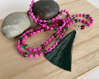 Orchid Pink Necklace with Green, Everyday Necklace, Durable Necklace, Boho style Necklace, Pink Green Necklace, Affordable Necklace