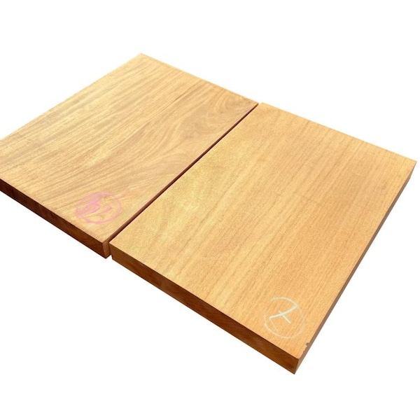Cuerpo de guitarra de caoba sin terminar