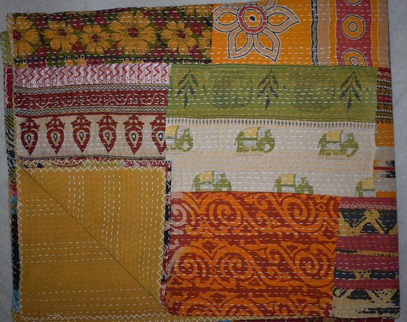 Vintage Kantha Quilt Handmade Throw Kantha Stitch Patchwork Queen Size Quilt Indian Quilts Handmade Bohemian Bedspread Blanket