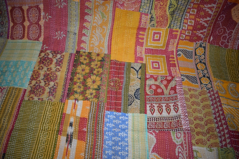 Vintage Kantha Quilt Handmade Throw Kantha Stitch Patchwork Queen Size Quilt Indian Quilts Handmade Bohemian Bedspread Blanket