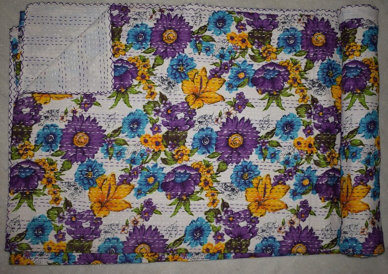 Indian Handmade Bohemian Bedspread 90x108 Kantha Quilt Gudri Handmade Kantha Ethnic Stitch Decorative Gudri Print Queen Size Quilt