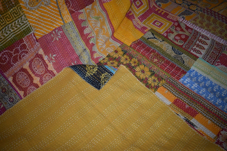 Vintage Kantha Quilt Handmade Throw Kantha Stitch Patchwork Queen Size Quilt Indian Quilts Handmade Bohemian Bedspread Blanket
