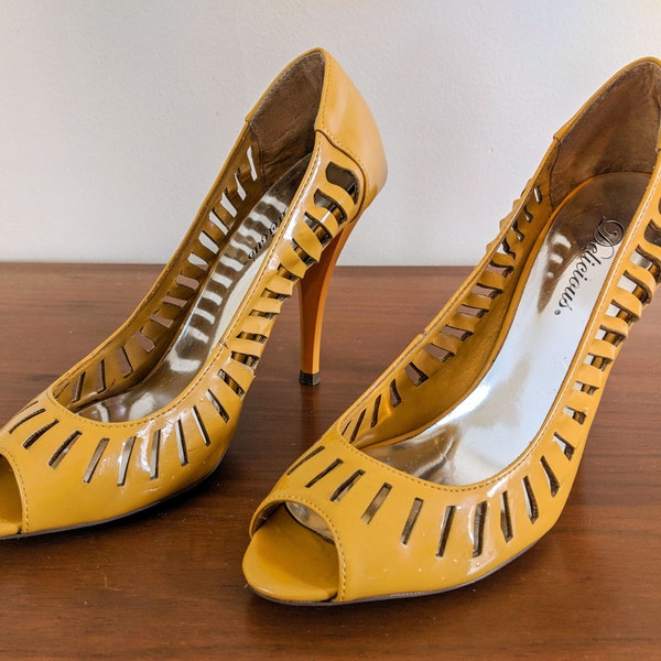 Delicious Yellow Cut Out Heels | 8.5