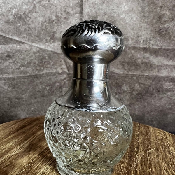 Vintage 1970s Avon “Elusive” Cologne Mist Decanter