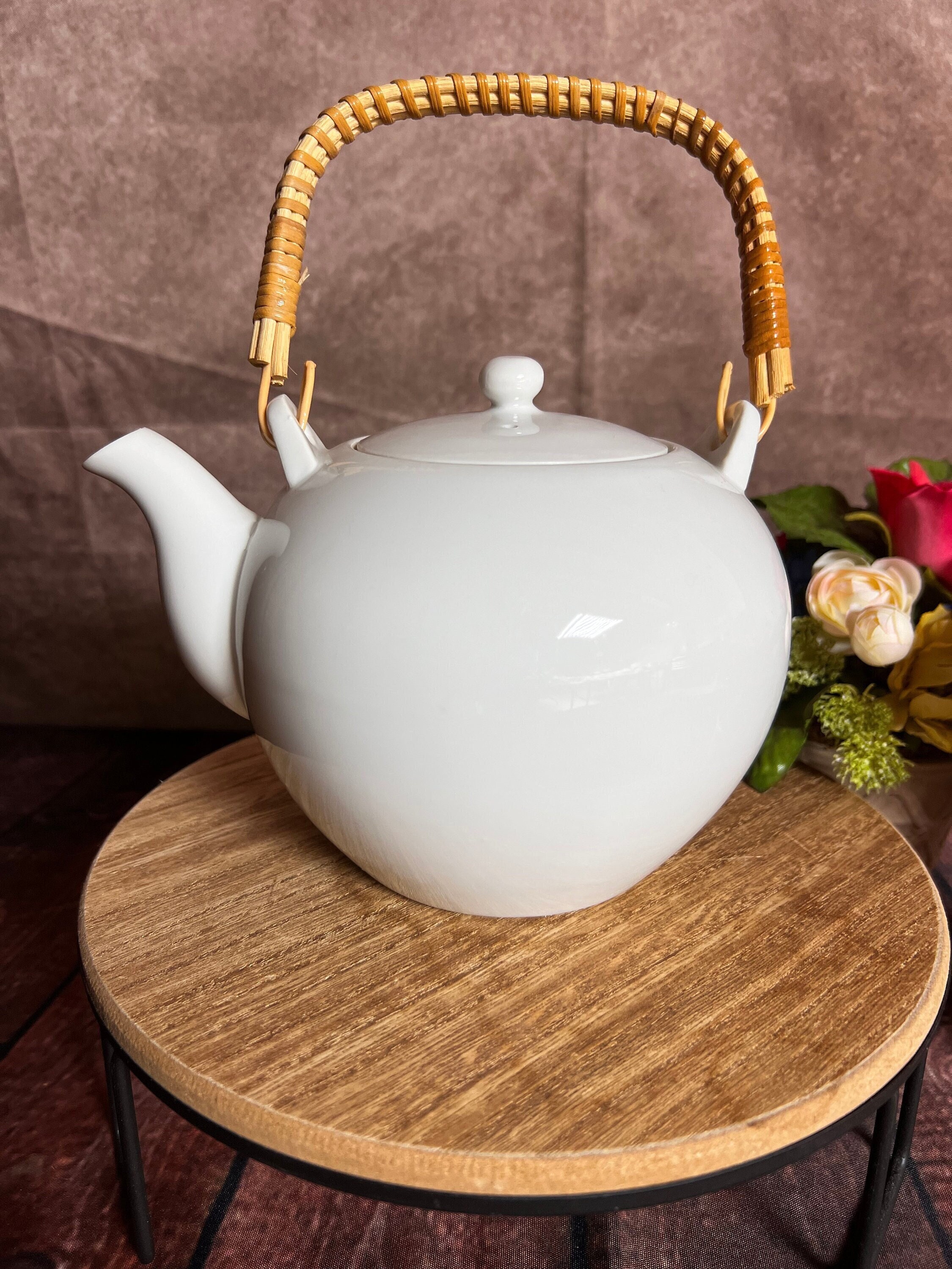 Tea Pot with Bamboo Handle – Heath Ceramics