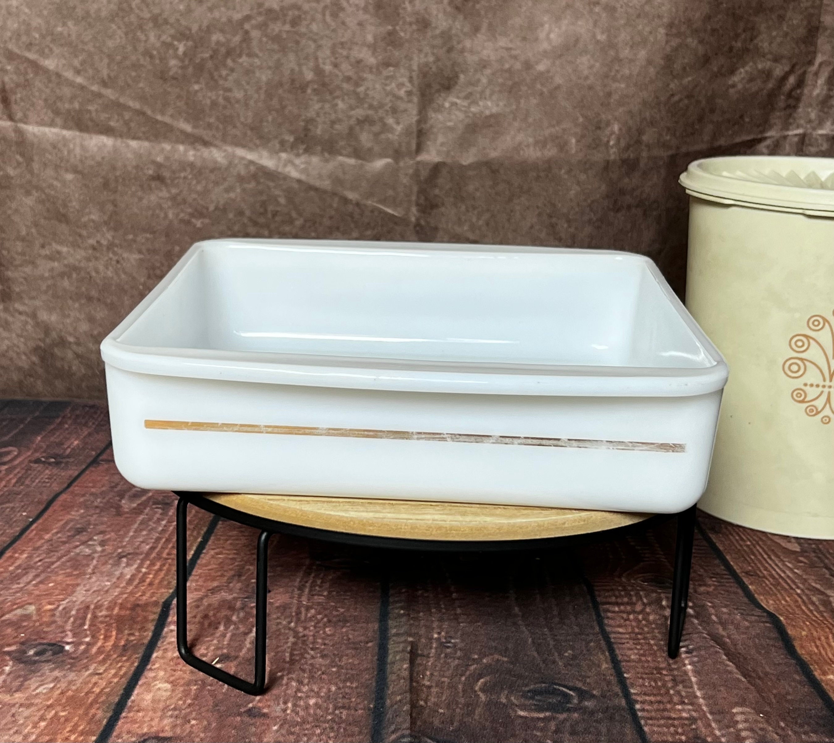 Vintage Pyrex 222 Square Brownie Dish - Etsy