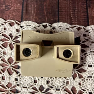 Vintage 1960s Sawyers Viewmaster Stereo Reel Viewer