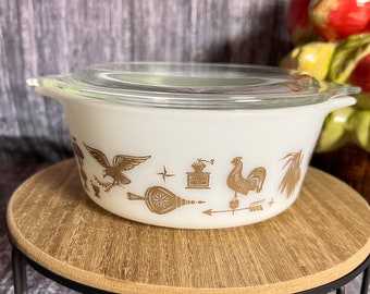 Vintage Pyrex #472 “Early American” Bake Serve Store Dish