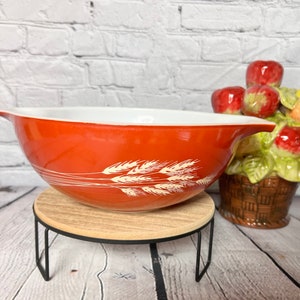Vintage Pyrex #444 “Autumn Harvest” Cinderella Mixing Bowl