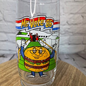 Vintage 1986 McDonald’s Big Mac McVote Collectible Drinking Glass