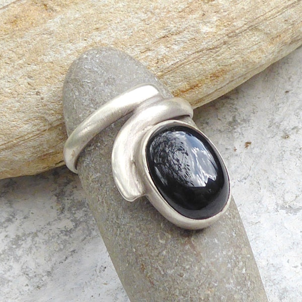 Bague contemporaine onyx noir