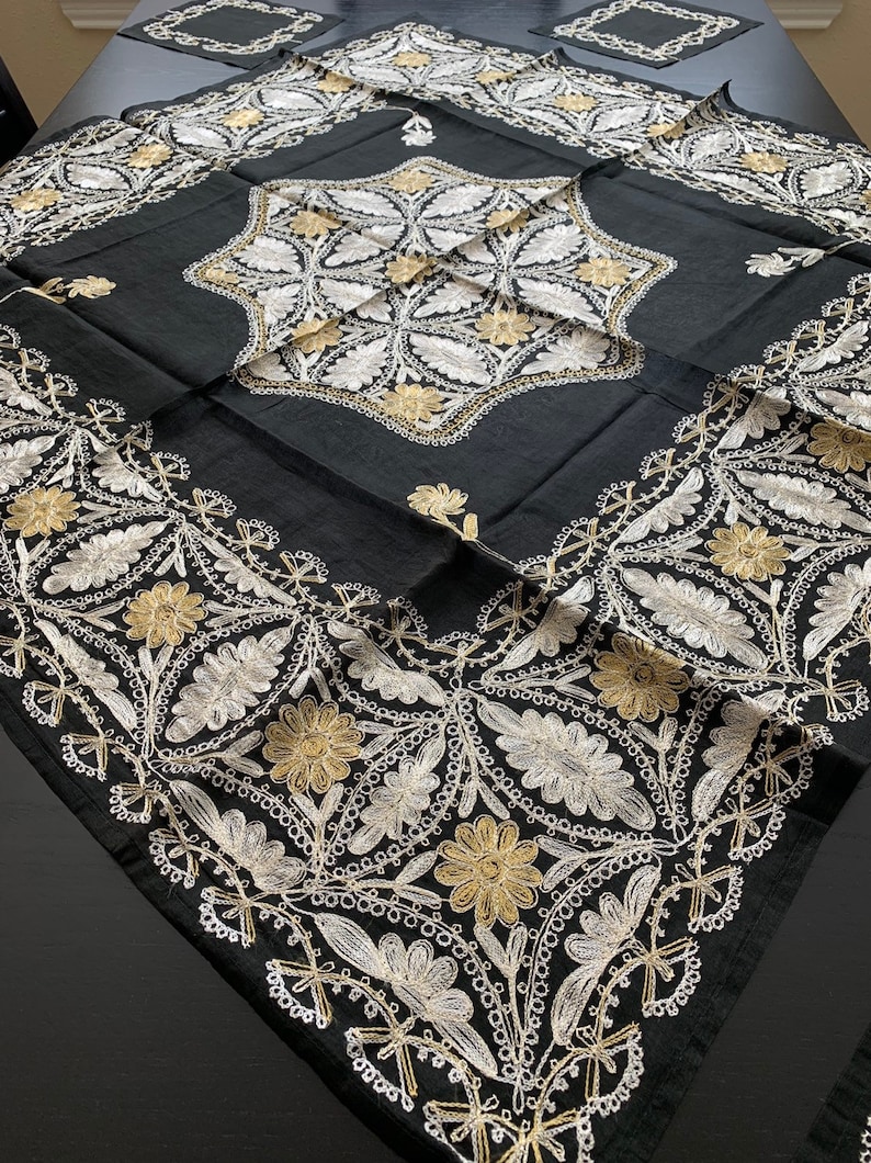 Organza Black background with White /& Gold embodiment Silk Based Tablecloth for Square Tables Size: 39 x 39 inches