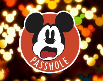 Pequeño Mickey Passhole - Imán de pasaporte inspirado en Disney de 3 pulgadas