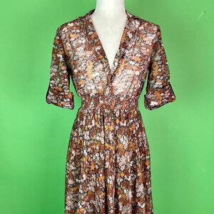 Vintage 70s Does 50s Brown Ditsy Fall Floral Shirt Dress - Size S/M | Vintage 70s Does 50s Shirtwaist Dress | Vintage 70s Boho Hippie Dress
