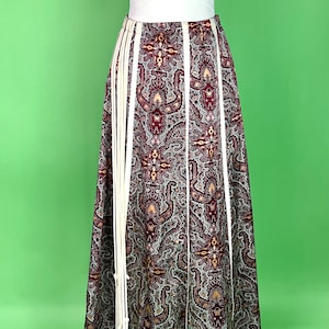 Vintage 70s Chessa Davis Peddler Skirt with Hanging Cords - Size Medium | Vintage Bohemian Skirt Prairie Skirt Hippie Skirt