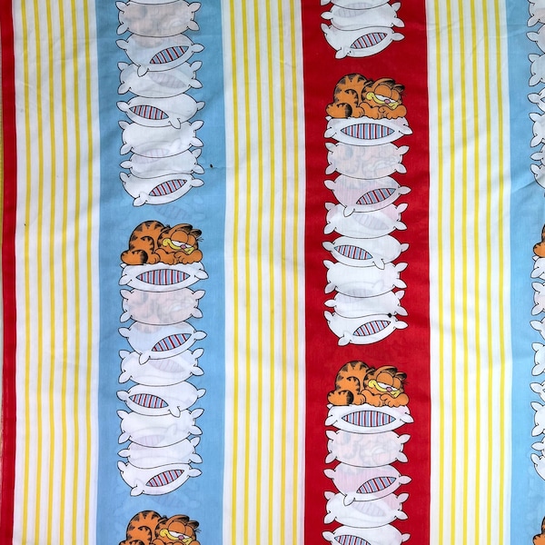 Vintage 80s Garfield Sheet - Twin Flat - Cutter Fabric | Garfield the Cat Striped Sheet | Retro Children's Cartoon Bedding | Cat Lover