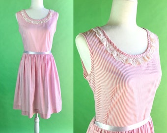 Vintage 1950s Pink and white Striped Dress - Size S/M  | Vintage Candy Striper Dress | 50s Cotton Day Dress | Pin Up Girl Dress | Rockabilly