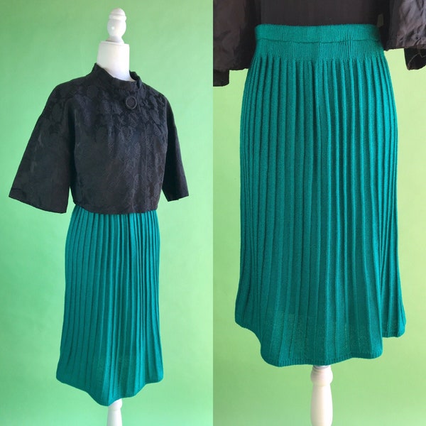 Vintage 70s Does 40s Emerald Green Ribbed Knit Skirt - Size S/M/L | Vintage Pencil Skirt | Vintage Secretary Skirt | Stretchy Green Skirt