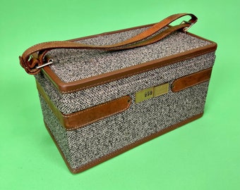 Vintage Hartmann Tweed Train Case | Vintage Tweed Carry-On Luggage | Vintage Travel Vintage Luggage | Classic Preppy Academia Aesthetic