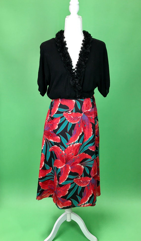 Vintage Red and Black Hawaiian Floral Wrap Skirt … - image 4