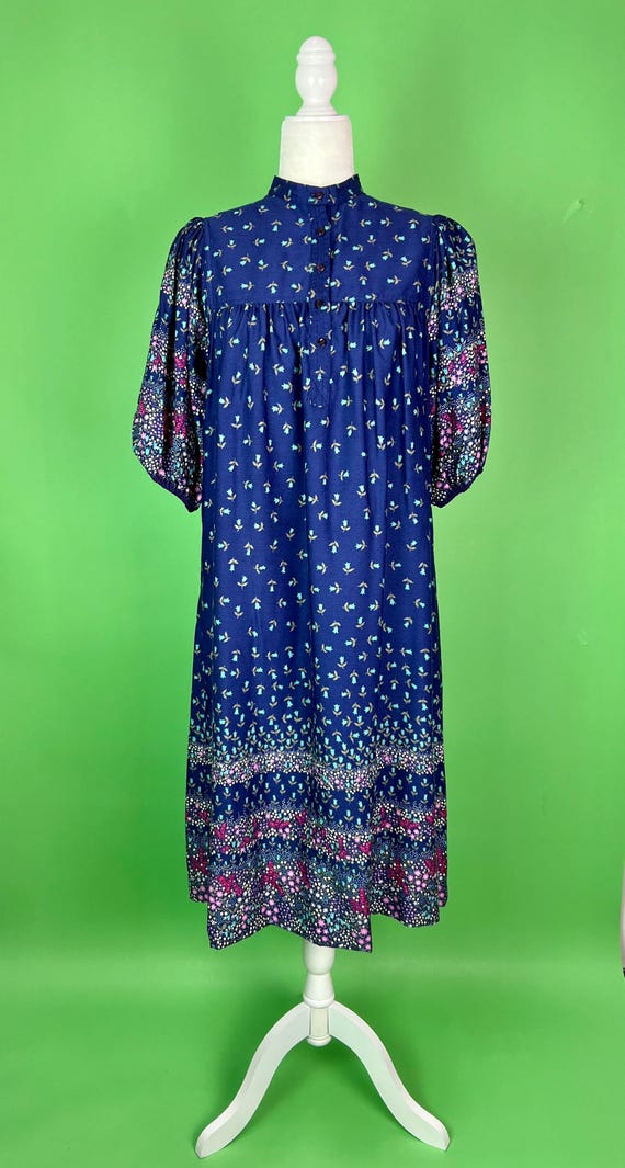 blue floral smock dress Floral Print Smocked Dress in Blue
