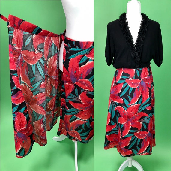 Vintage Red and Black Hawaiian Floral Wrap Skirt … - image 1