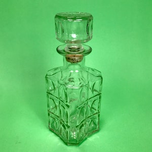 Vintage Glass Thumbprint Decanter | Vintage Whiskey Decanter | Scotch Decanter | Mid Century Modern Barware | Hollywood Regency Barware