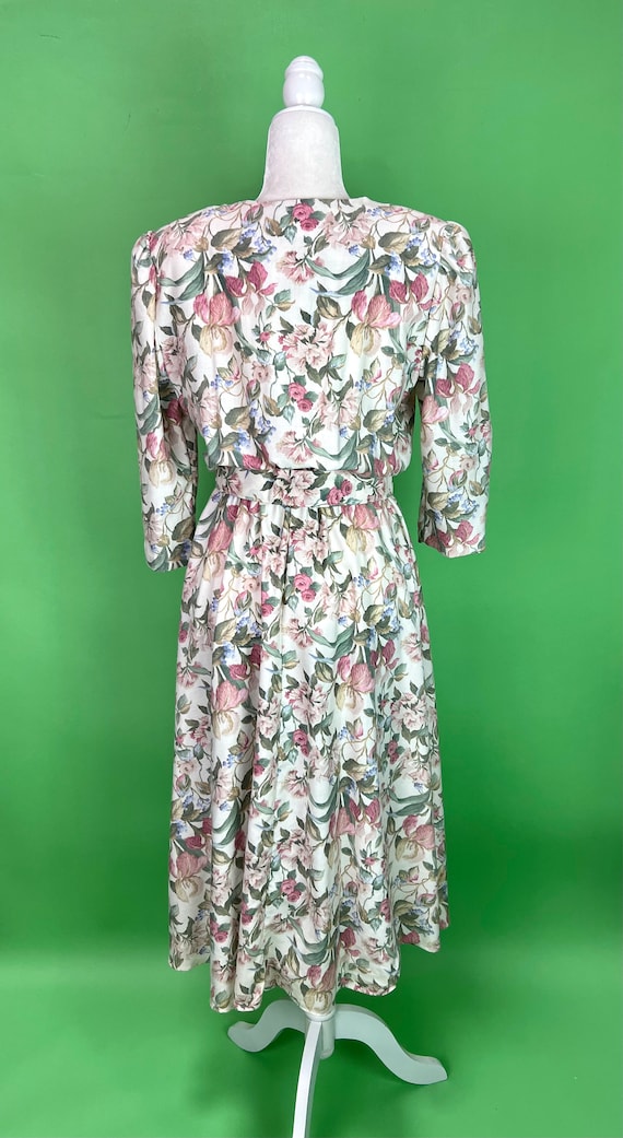 vintage sweater dress vintage magenta pink sweater dress w/ ruffled collar & cuffs 80s  hong  kong vintage